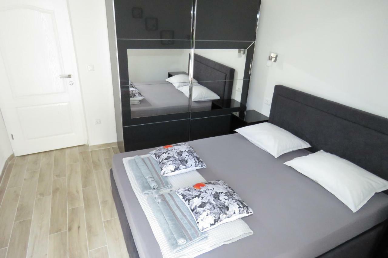 Lux Dalmatia I & R Hotel Makarska Eksteriør billede