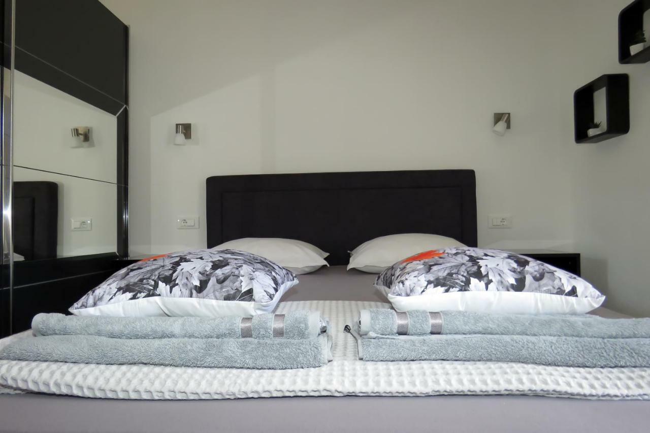Lux Dalmatia I & R Hotel Makarska Eksteriør billede