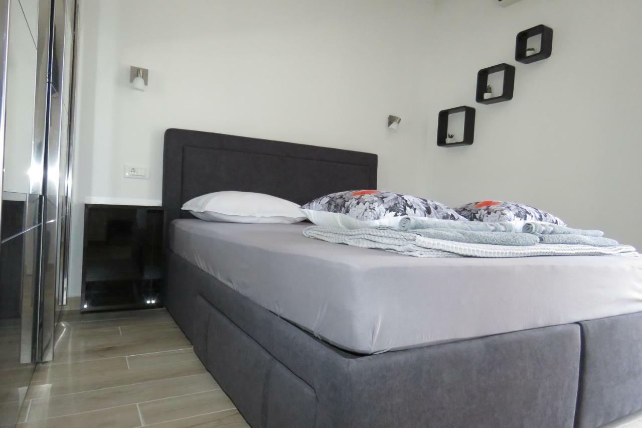Lux Dalmatia I & R Hotel Makarska Eksteriør billede