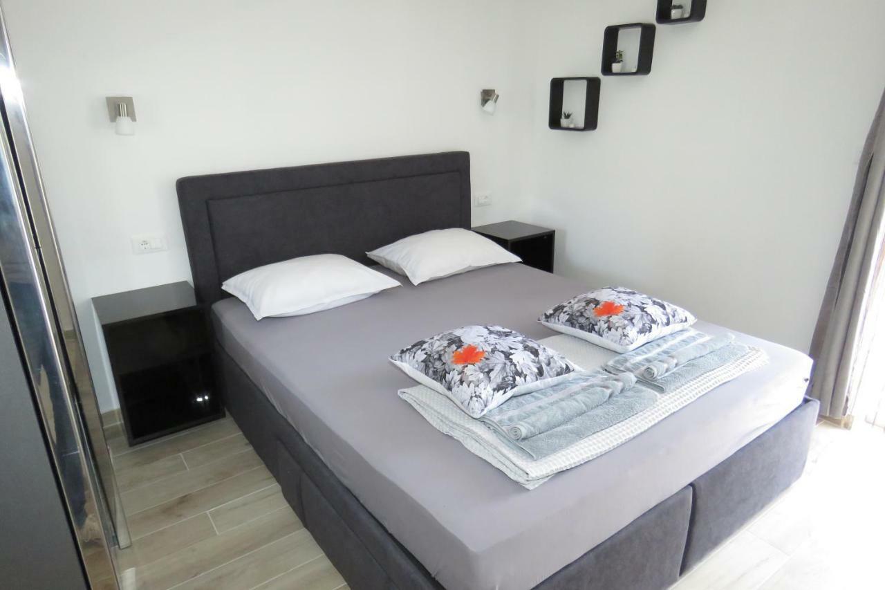 Lux Dalmatia I & R Hotel Makarska Eksteriør billede